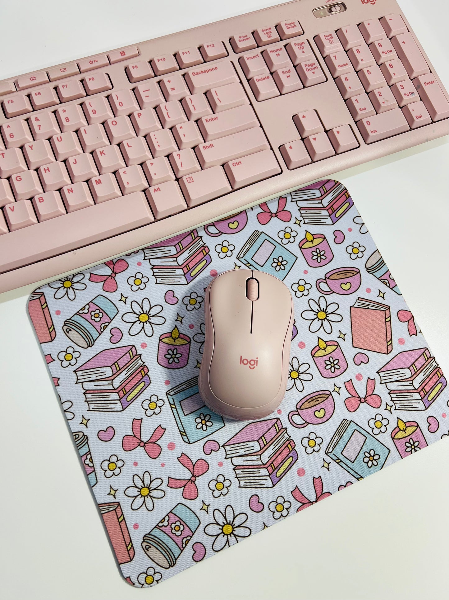 Kawaii Girly Book Lover Mousepad