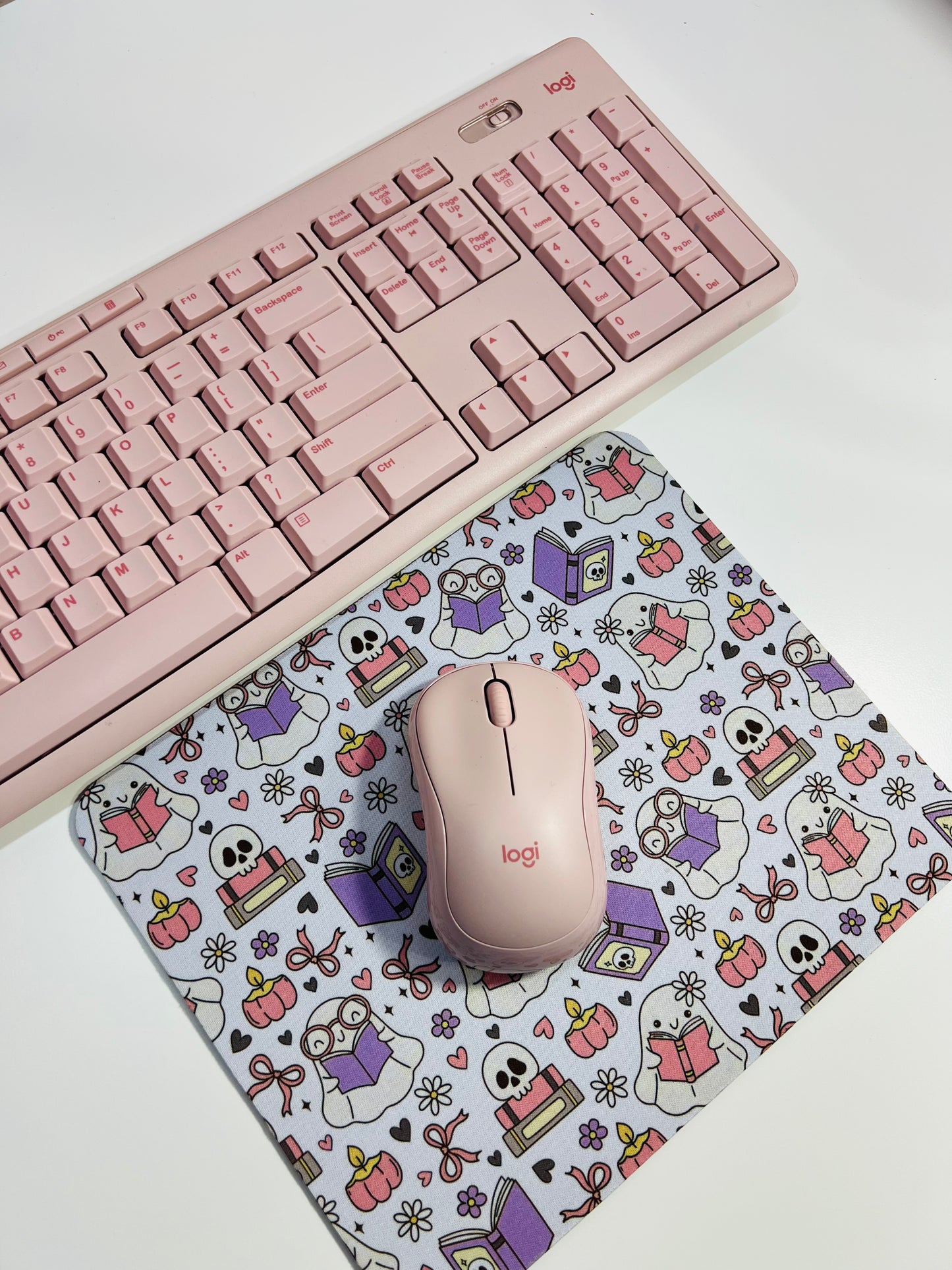 Kawaii Halloween Ghost Mousepad