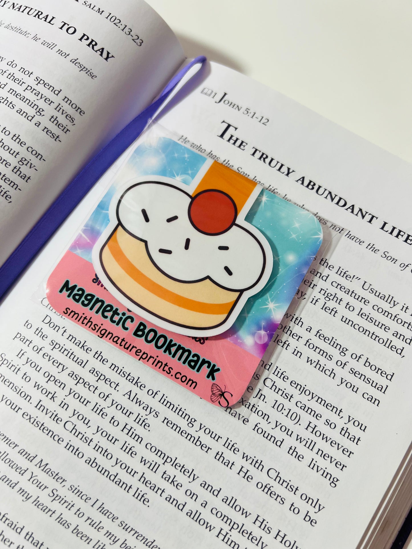 Cupcake Magnetic Bookmark